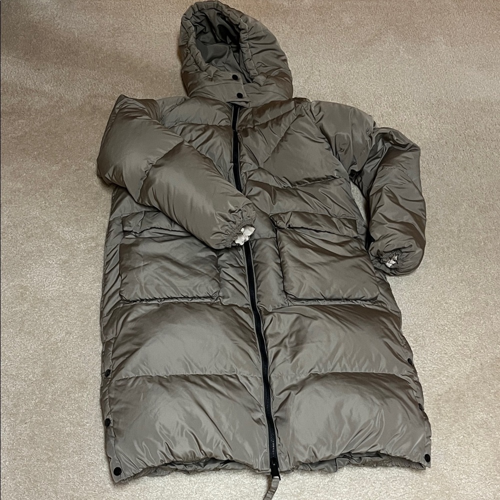 B.Young Down or Faux Down Long Puffer S/M
